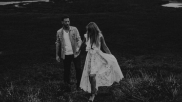 Sadma – Heartfelt song portraying pain, love, and memories.