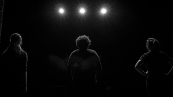 Stage Act – Live theatre performance built on emotion and presence